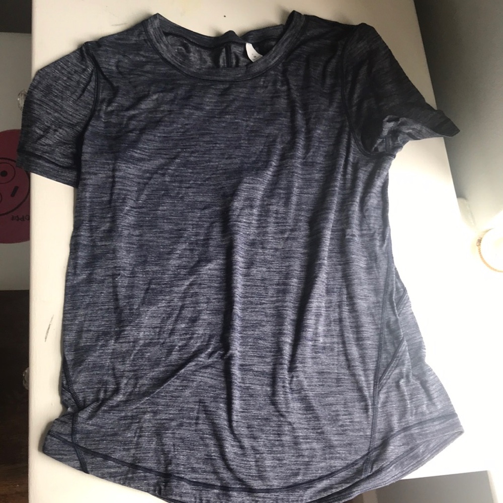 Navy blue lululemon workout shirt